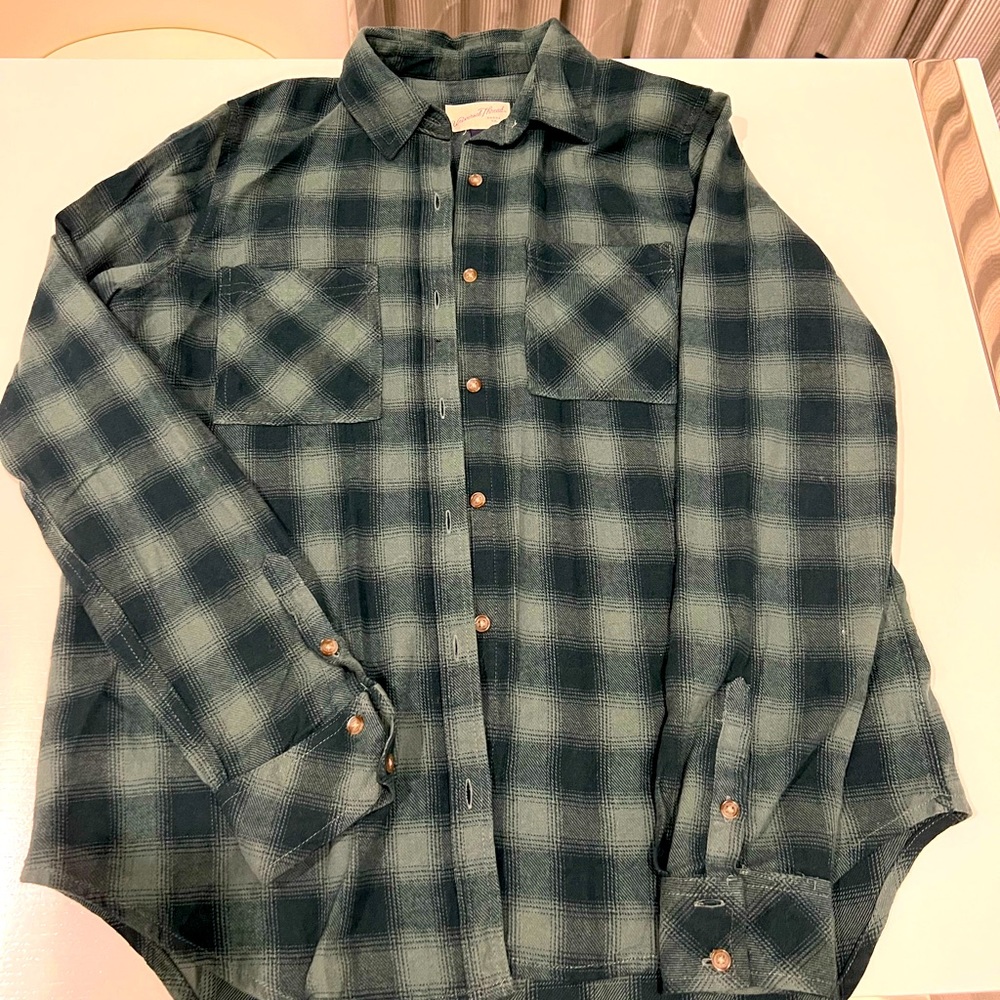 Plaid shirt universal thread